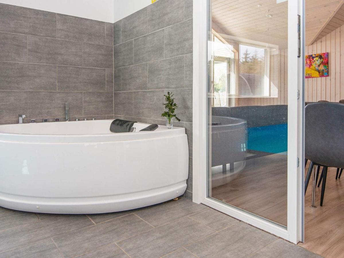 16 Person Holiday Home In R M Romo Kirkeby ภายนอก รูปภาพ